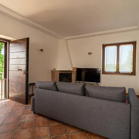 Con Ampio Giardino Recintato - Pet Friendly Braccagni